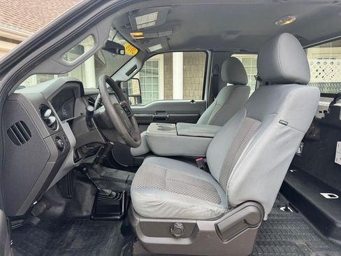 Used 2016 Ford F250 XL w/ Power Equipment Group image 10