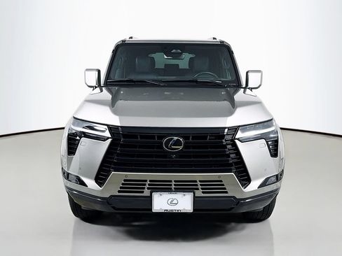 Used 2024 Lexus GX 550 AWD/4WD image 2