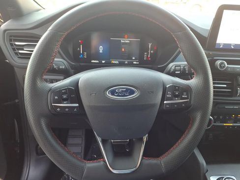 Used 2024 Ford Escape ST-Line AWD/4WD image 8