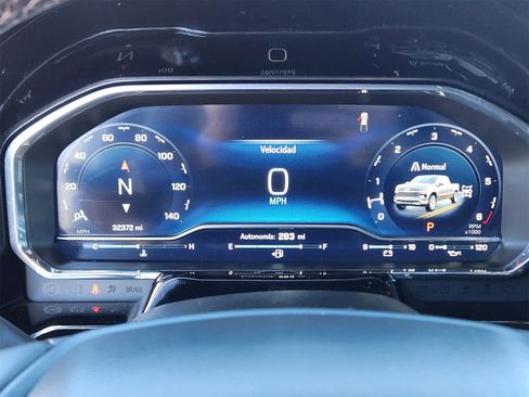 Used 2025 Chevrolet Silverado 1500 LT image 18