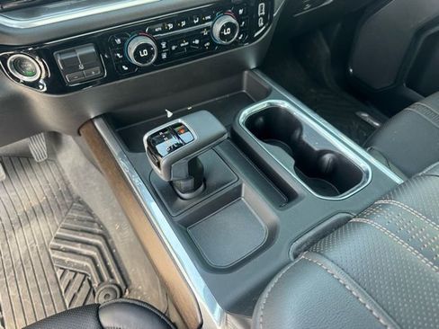 Used 2026 Chevrolet Silverado 1500 High Country w/ Technology Package image 24