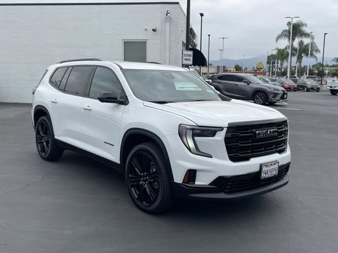 Used 2026 GMC Acadia Elevation w/ Black Edition FWD image 3