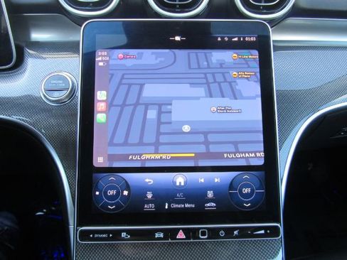 Used 2023 Mercedes-Benz C 300 Sedan w/ Exclusive Trim Package image 11