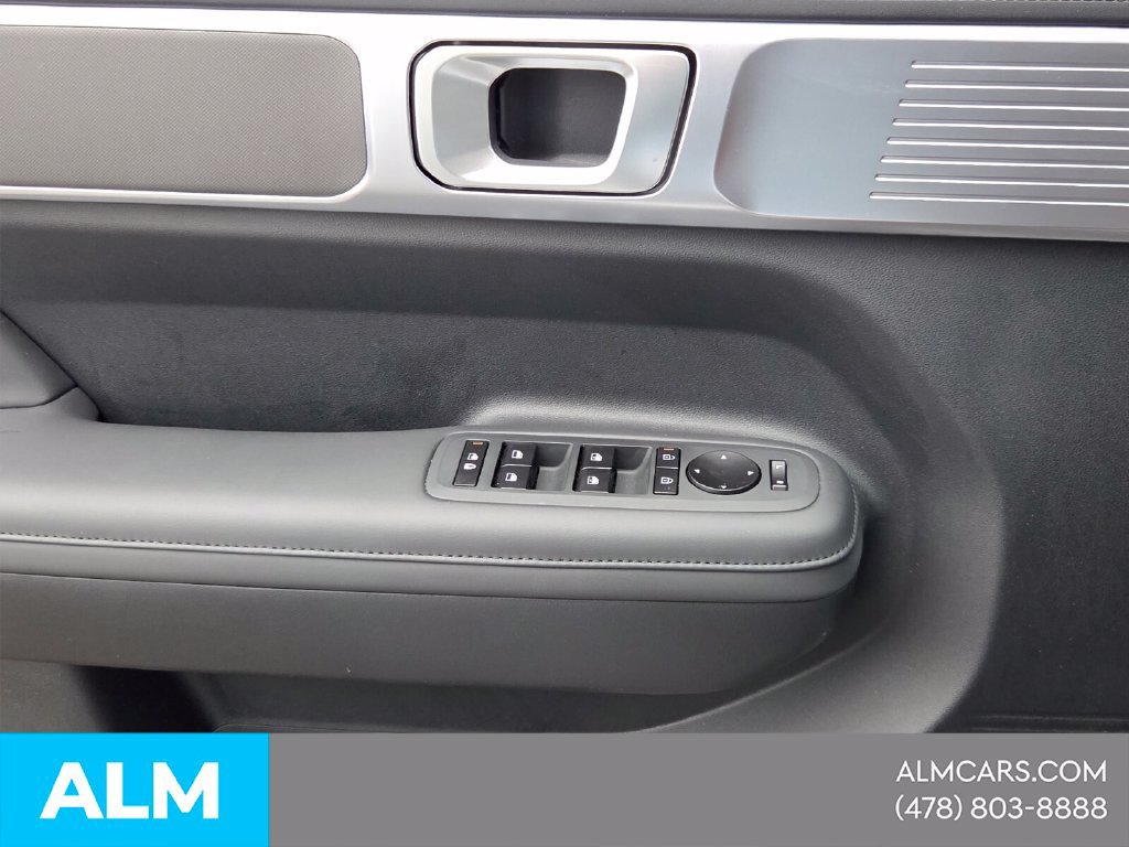 Used 2026 Hyundai Santa Fe SEL FWD image 34