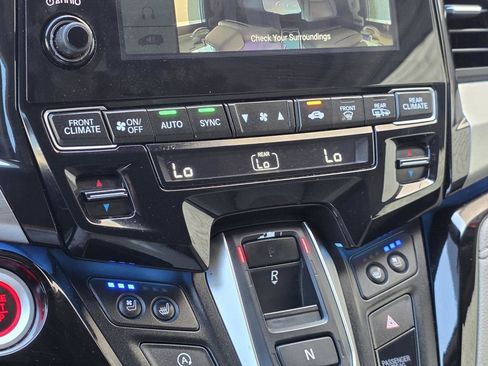 Used 2018 Honda Odyssey Elite image 28