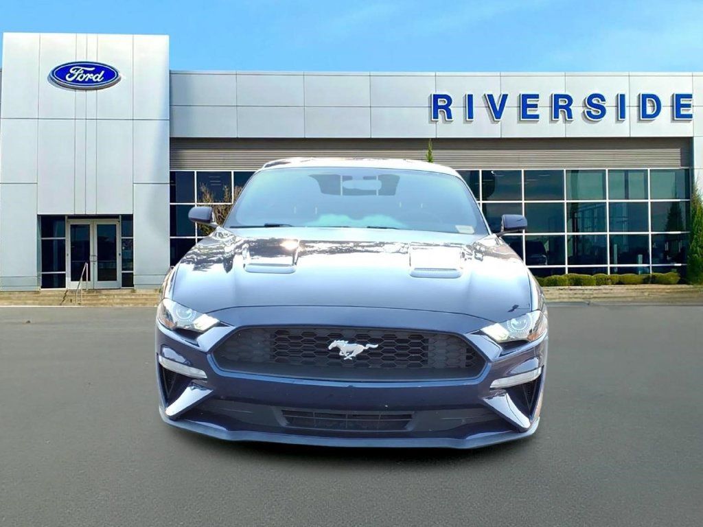 Used 2020 Ford Mustang Coupe RWD image 2