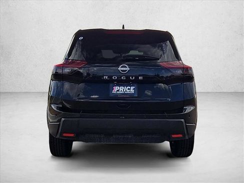 Used 2025 Nissan Rogue SV FWD image 7