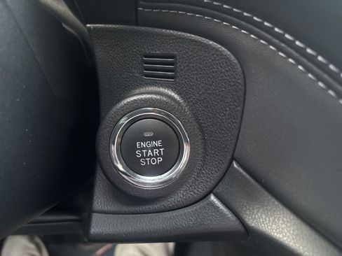 Used 2021 Subaru Outback Limited image 25