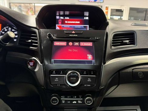 Used 2016 Acura ILX w/ Premium Package FWD image 19