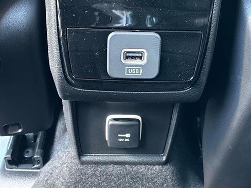 New 2026 Jeep Compass Limited image 8