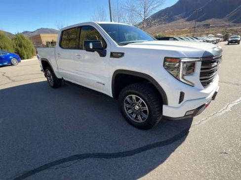 Used 2024 GMC Sierra 1500 AT4 w/ Technology Package image 2