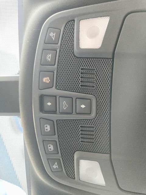 Used 2018 Lincoln MKC Reserve FWD image 30