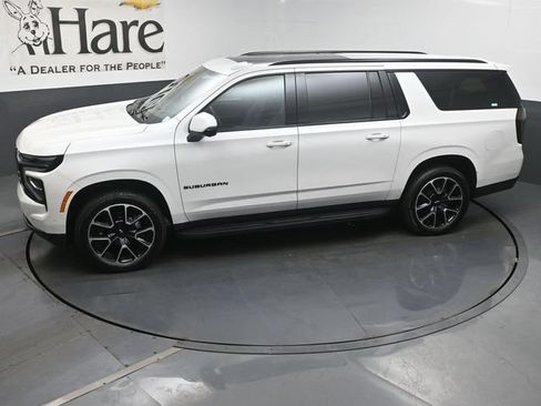 Used 2025 Chevrolet Suburban RST w/ Comfort Package AWD/4WD image 63