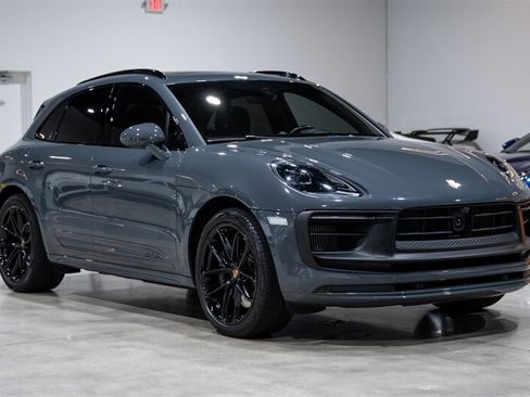 Used 2022 Porsche Macan GTS AWD/4WD image 14