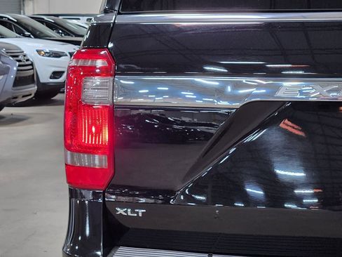 Used 2021 Ford Expedition Max XLT image 20