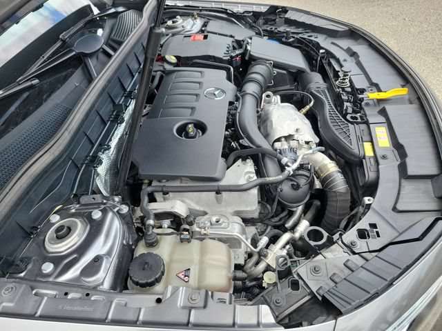 Used 2023 Mercedes-Benz GLB 250 4MATIC w/ Premium Package image 34