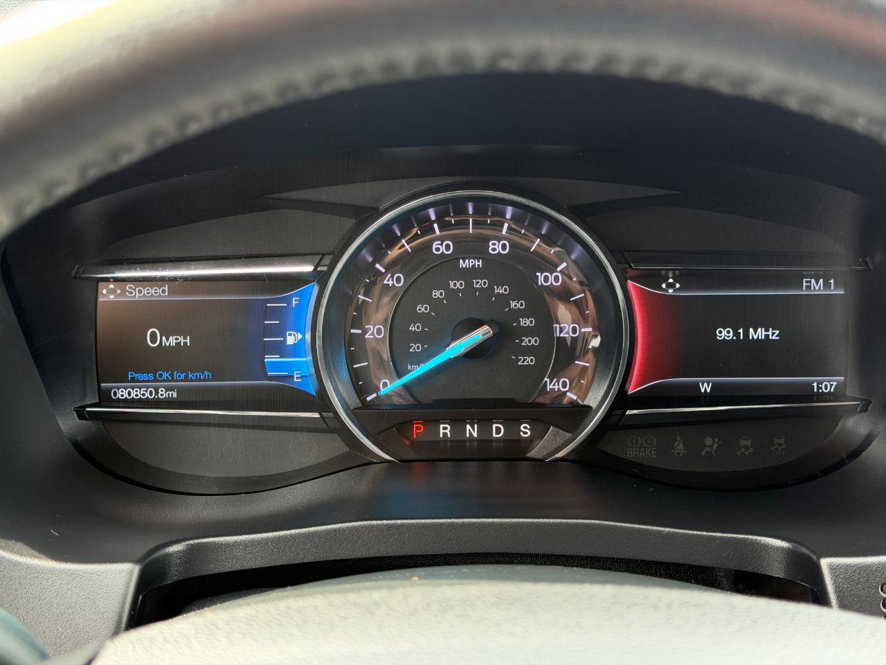 Used 2018 Ford Explorer XLT w/ Equipment Group 202A AWD/4WD image 19