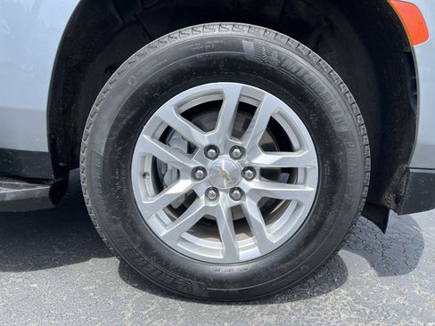 Used 2024 Chevrolet Tahoe LT AWD/4WD image 9