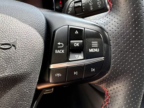 Used 2024 Ford Escape ST-Line w/ Equipment Group 301A FWD image 22
