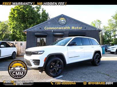 Used 2023 Jeep Grand Cherokee Altitude