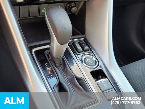 Used 2024 Mitsubishi Eclipse Cross SE image 10