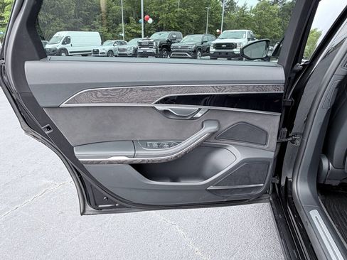 Used 2022 Audi A8 L 3.0T AWD/4WD image 30