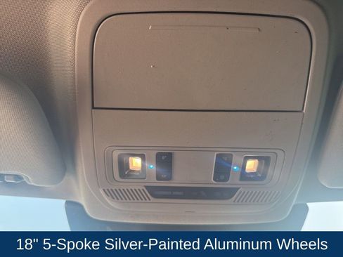 Certified 2022 Ford Explorer XLT RWD image 22