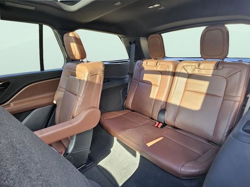 New 2026 Lincoln Aviator Reserve image 24