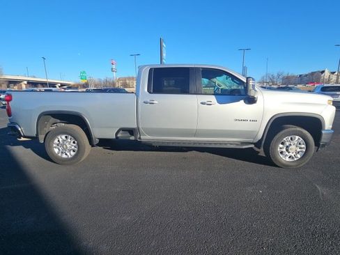 Used 2022 Chevrolet Silverado 3500 LT w/ All Star Edition image 4