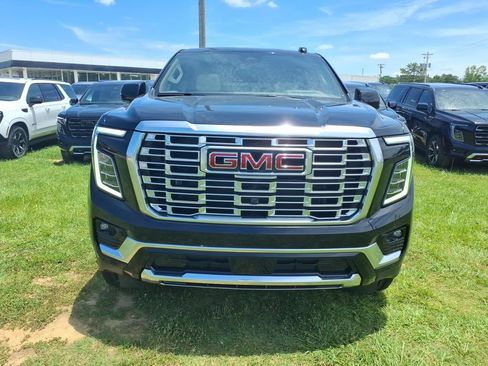 New 2026 GMC Yukon Denali w/ Denali Reserve Package AWD/4WD image 2