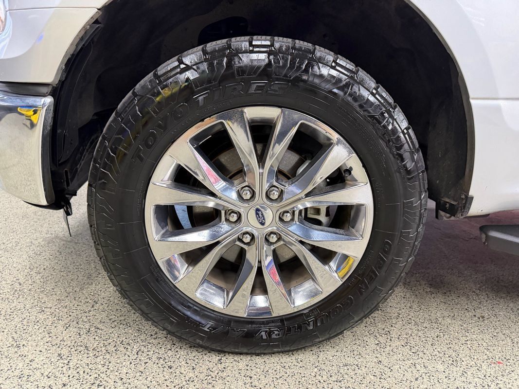 Used 2016 Ford F150 XLT w/ Equipment Group 302A Luxury AWD/4WD image 34