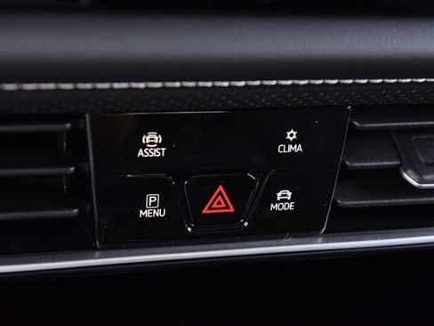 New 2026 Volkswagen Atlas Cross Sport SE AWD/4WD image 15