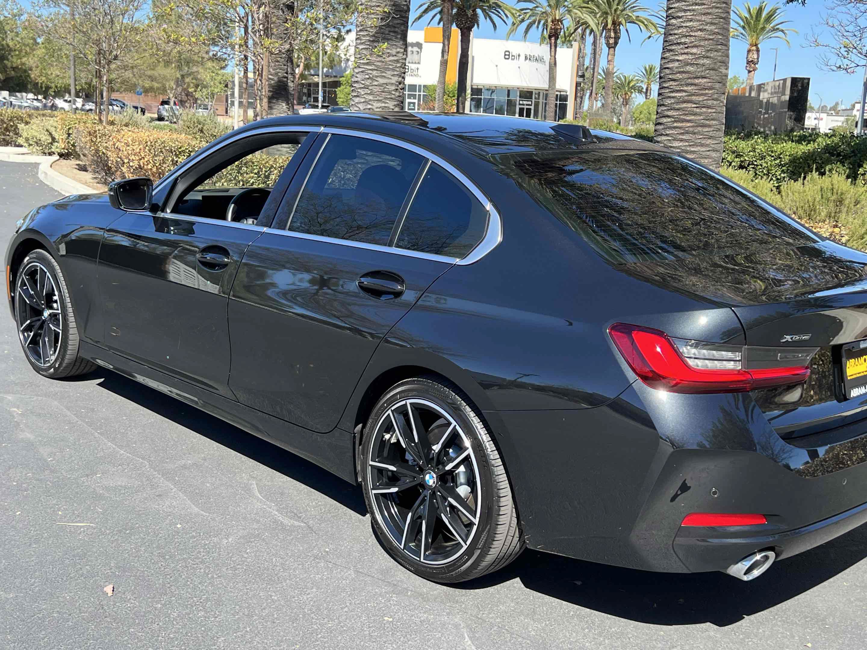 Used 2024 BMW 330i xDrive Sedan w/ Premium Package AWD/4WD image 44