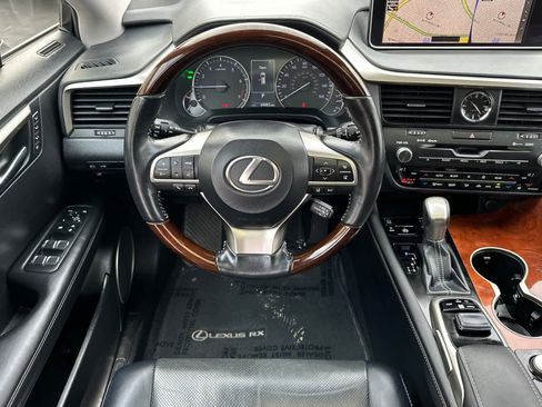 Used 2019 Lexus RX 350L w/ Premium Package image 15