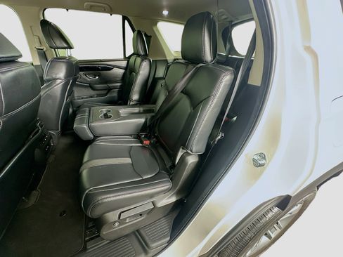 Used 2025 Honda Pilot EX-L image 27