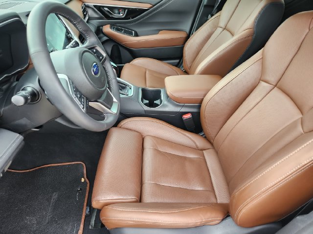 Certified 2025 Subaru Outback Limited AWD/4WD image 13