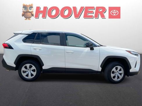 Used 2024 Toyota RAV4 LE FWD image 2