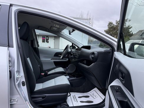 Used 2014 Toyota Prius C Two image 12