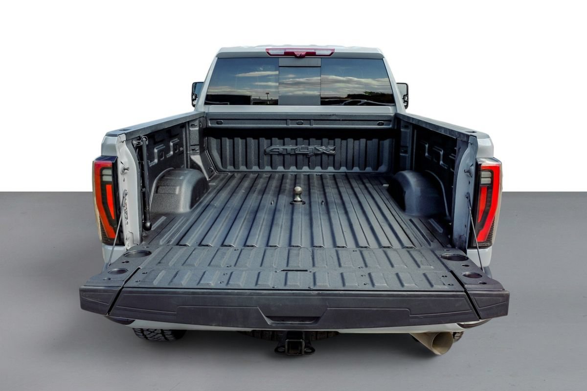 Used 2024 GMC Sierra 2500 AT4X AWD/4WD image 61