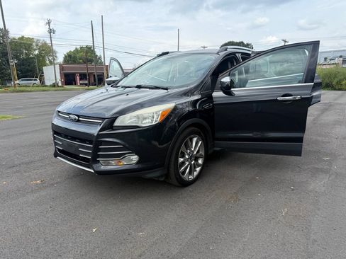 Used 2014 Ford Escape SE w/ SE Chrome Package FWD image 7