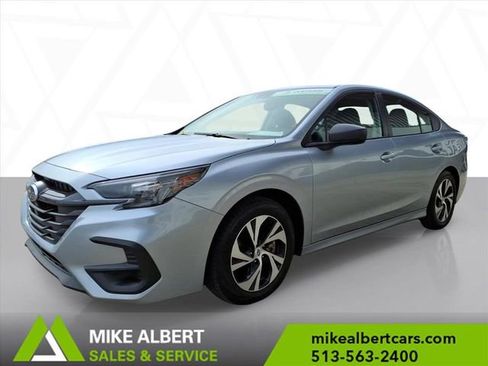 Used 2024 Subaru Legacy AWD/4WD image 3