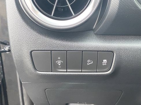 Used 2022 Hyundai Kona SEL w/ Convenience Package image 14