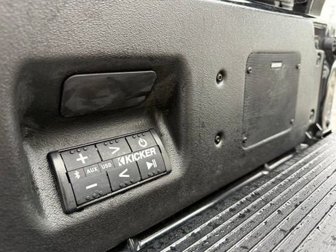 Used 2022 GMC Sierra 1500 AT4X image 13