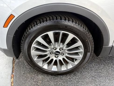 Used 2018 Lincoln MKC Reserve w/ Lincoln MKC Climate Package FWD image 3