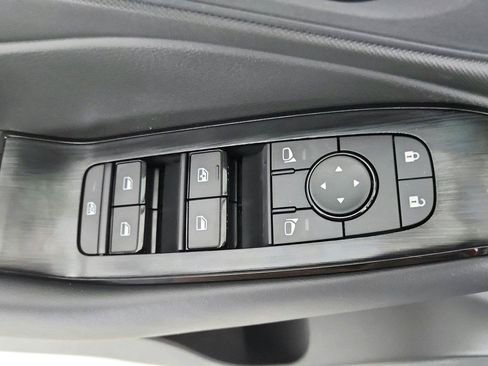 Certified 2026 Nissan Rogue S AWD/4WD image 10