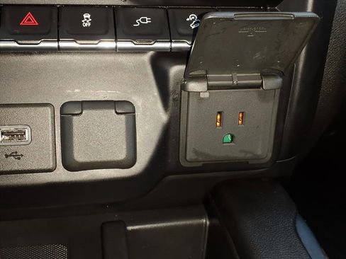 Certified 2021 Chevrolet Silverado 1500 High Country w/ Safety Package II image 21