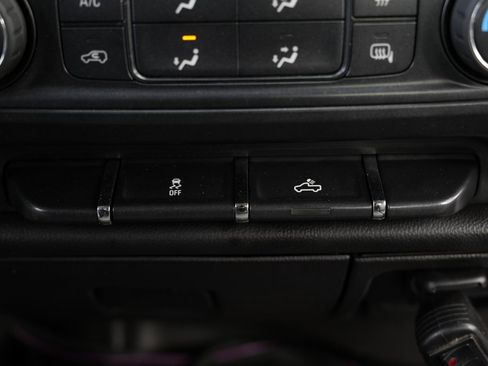 Used 2015 Chevrolet Silverado 3500 W/T w/ WT Convenience Package image 38