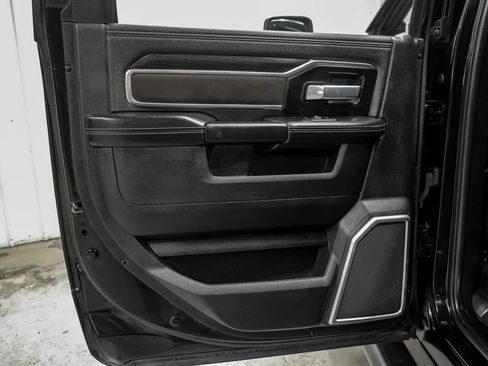Used 2024 RAM 3500 Laramie w/ Night Edition AWD/4WD image 46