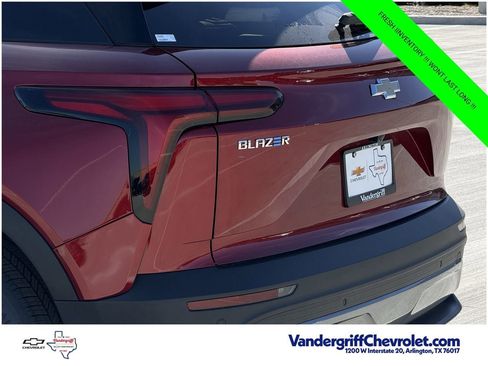 New 2026 Chevrolet Blazer EV LT w/ Super Cruise Package FWD image 6
