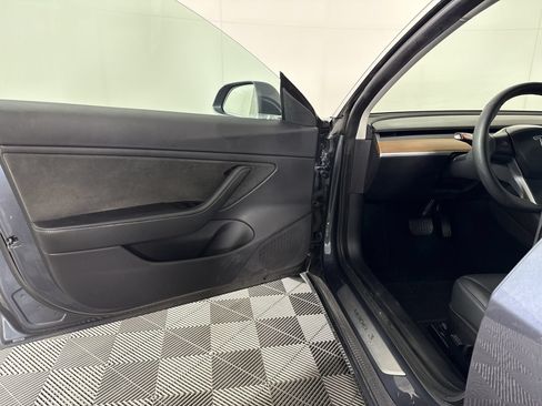 Used 2020 Tesla Model 3 Long Range AWD/4WD image 5